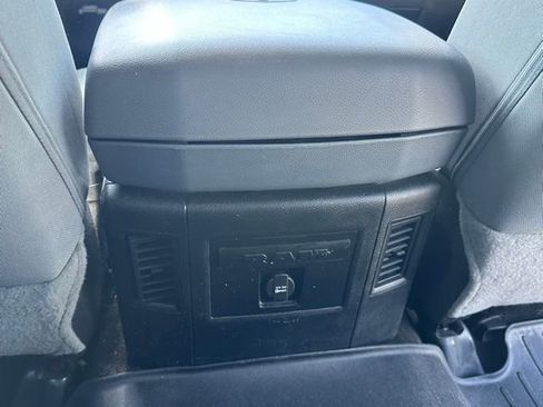 Used 2015 RAM 1500 Big Horn AWD/4WD image 34