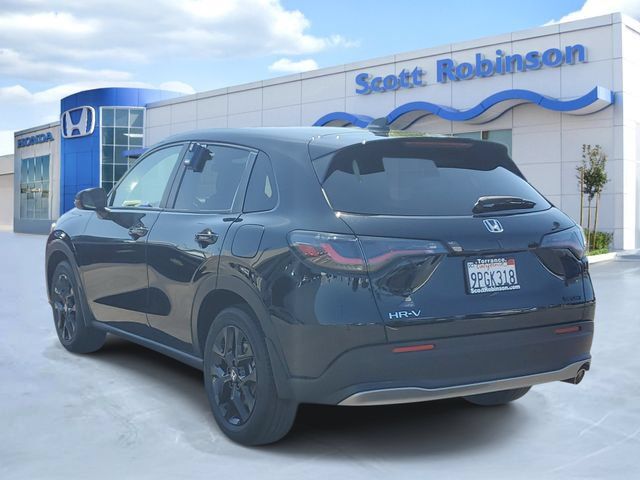 Certified 2025 Honda HR-V Sport image 3