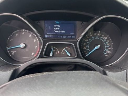 Used 2012 Ford Focus SE FWD image 8