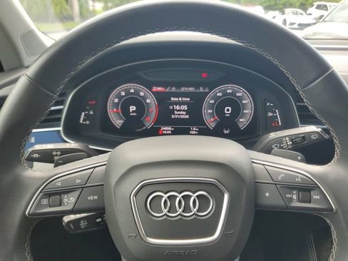 Used 2025 Audi Q7 3.0T Premium Plus AWD/4WD image 25
