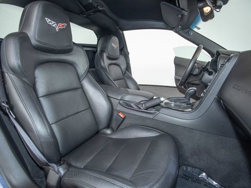 Used 2013 Chevrolet Corvette Grand Sport w/ 2LT Preferred Equipment Group RWD image 49
