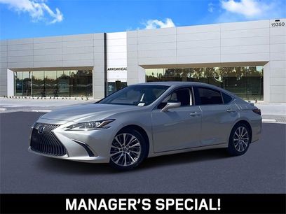Used 2020 Lexus ES 300h w/ Premium Package