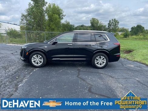 Used 2024 Cadillac XT6 Luxury w/ LPO, Floor Liner Package AWD/4WD image 3