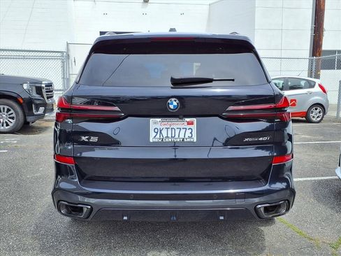 Used 2024 BMW X5 xDrive40i w/ M Sport Package AWD/4WD image 11