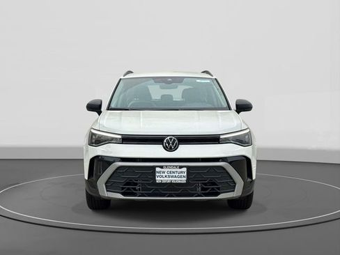 New 2026 Volkswagen Taos S FWD image 2