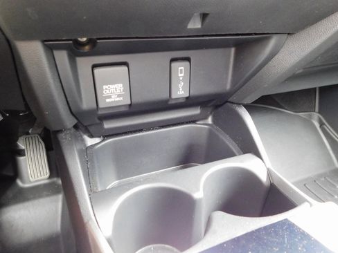 Used 2020 Honda Fit Sport image 34