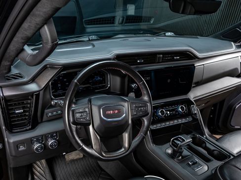 Used 2024 GMC Sierra 1500 AT4X w/ AT4X AEV Edition AWD/4WD image 18