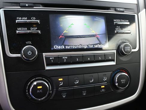Used 2017 Nissan Altima 2.5 SR FWD image 19