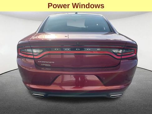 Used 2020 Dodge Charger SXT w/ Travel & Safety Group image 12