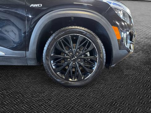 Used 2022 Kia Seltos Nightfall Edition AWD/4WD image 11