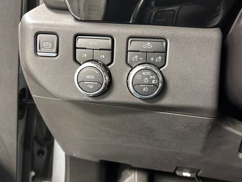 Certified 2024 GMC Sierra 1500 Elevation image 33