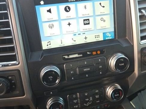 Used 2017 Ford F350 Platinum w/ Platinum Ultimate Package image 12