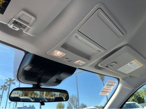 New 2026 Ford Maverick XLT w/ XLT Luxury Package image 18