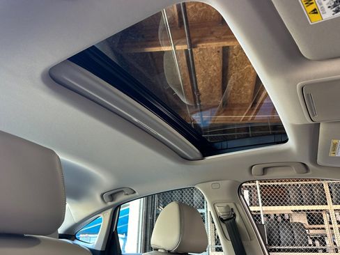 Certified 2024 Honda Civic Touring image 15