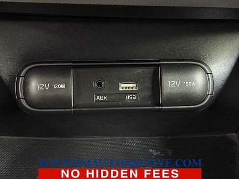 Used 2015 Kia Soul FWD image 29