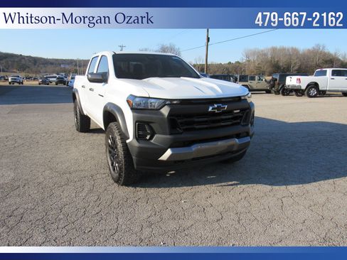Used 2025 Chevrolet Colorado Trail Boss image 22