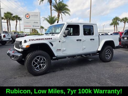 Certified 2025 Jeep Gladiator Rubicon w/ Safety Group AWD/4WD image 3
