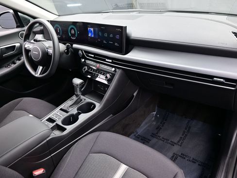 Certified 2026 Hyundai Sonata SE FWD image 14