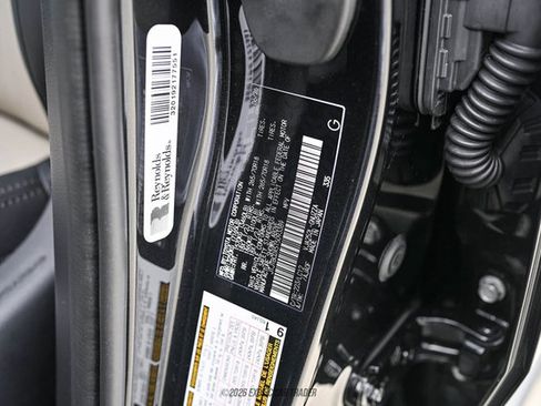 Used 2026 Lexus GX 550 AWD/4WD image 18