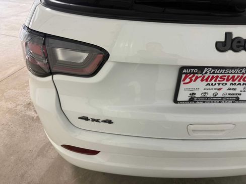 Used 2023 Jeep Compass High Altitude AWD/4WD image 17