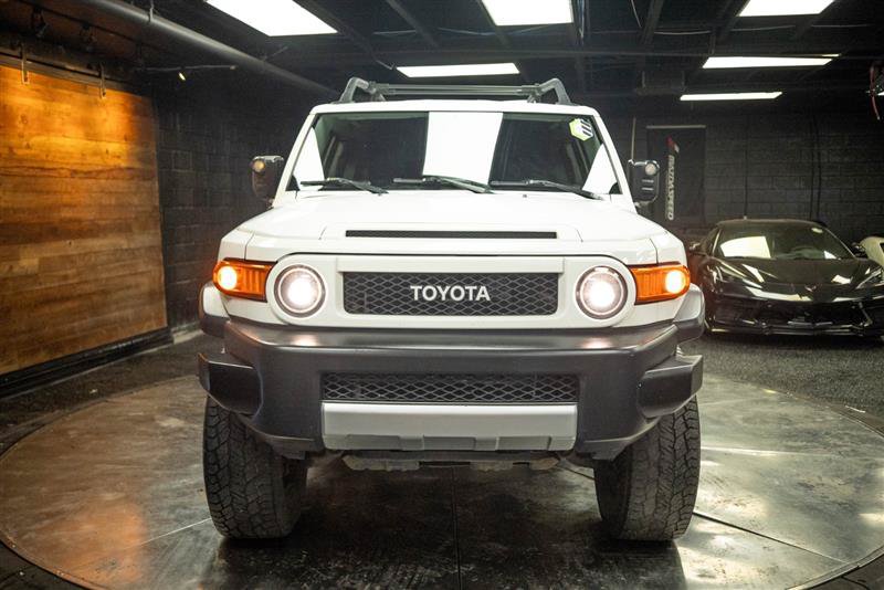 Used 2012 Toyota FJ Cruiser 4WD w/ Convenience Pkg image 4