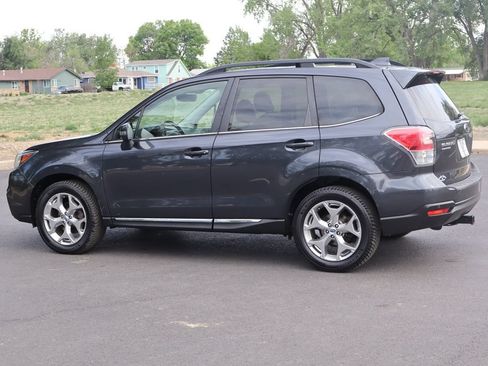 Used 2017 Subaru Forester 2.5i Touring AWD/4WD image 8