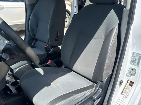 Used 2019 Nissan NV200 S image 23