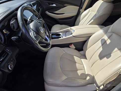 Used 2019 Buick Envision Essence FWD image 11