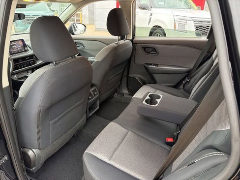 Used 2021 Nissan Rogue S FWD image 15