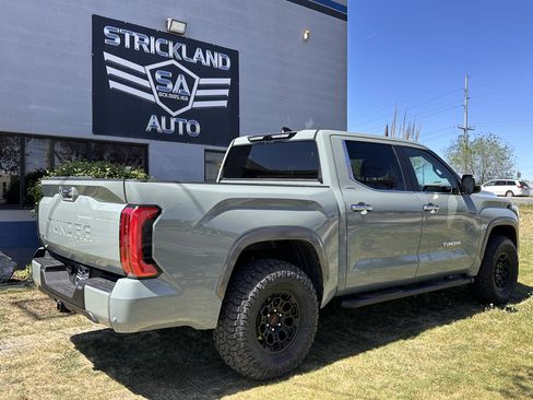 Used 2024 Toyota Tundra Limited AWD/4WD image 7