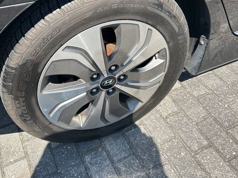 Used 2015 Hyundai Sonata Limited FWD image 14
