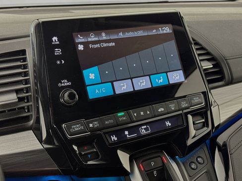 Certified 2023 Honda Odyssey Elite image 16