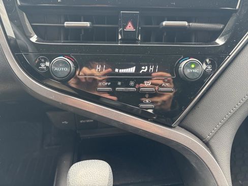 Used 2024 Toyota Camry LE image 17