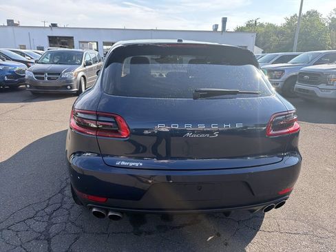 Used 2016 Porsche Macan S AWD/4WD image 4