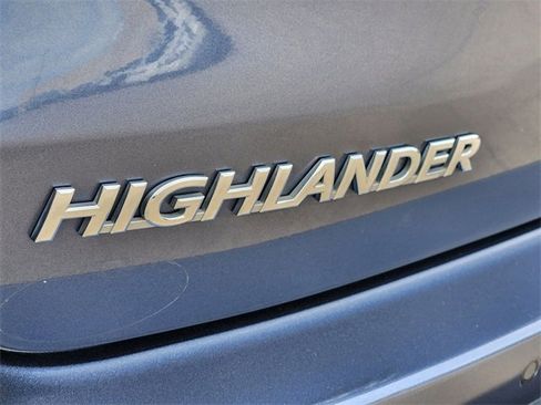 Used 2018 Toyota Highlander Limited image 7