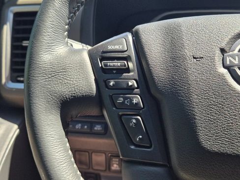 Used 2022 Nissan Frontier SV AWD/4WD image 33