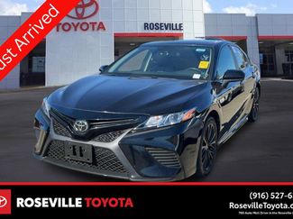 Used 2020 Toyota Camry SE FWD video 1