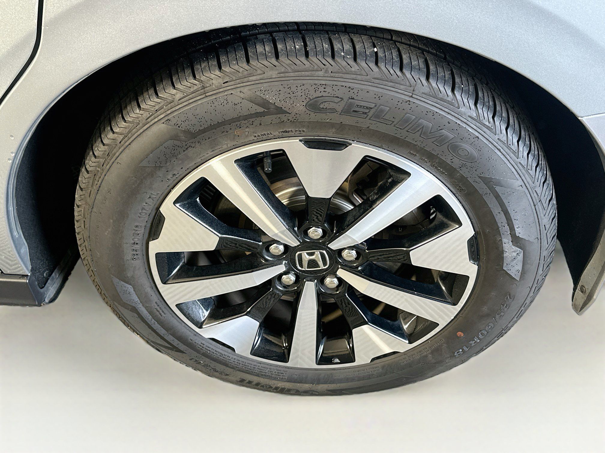 Used 2025 Honda Odyssey EX-L image 11