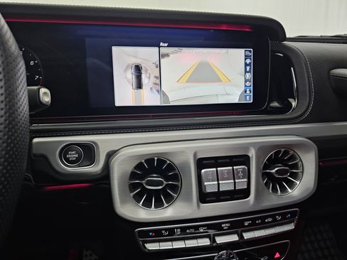 Certified 2024 Mercedes-Benz G 63 AMG 4MATIC image 38