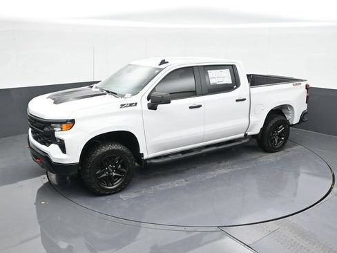 New 2026 Chevrolet Silverado 1500 Custom Trail Boss w/ LPO, Dark Essentials Package AWD/4WD image 54