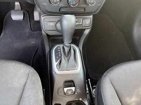 Used 2018 Jeep Renegade Sport w/ Power & Air Group AWD/4WD image 14