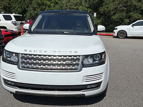 Used 2017 Land Rover Range Rover Supercharged AWD/4WD image 3