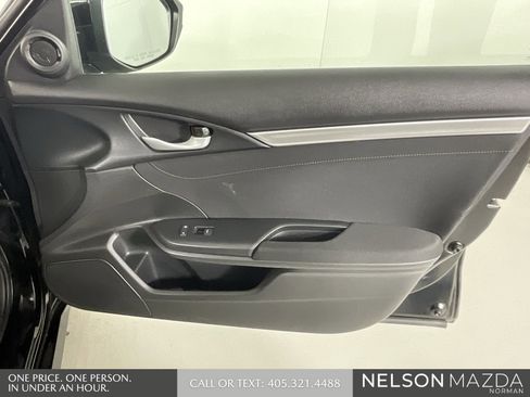 Used 2016 Honda Civic EX image 21