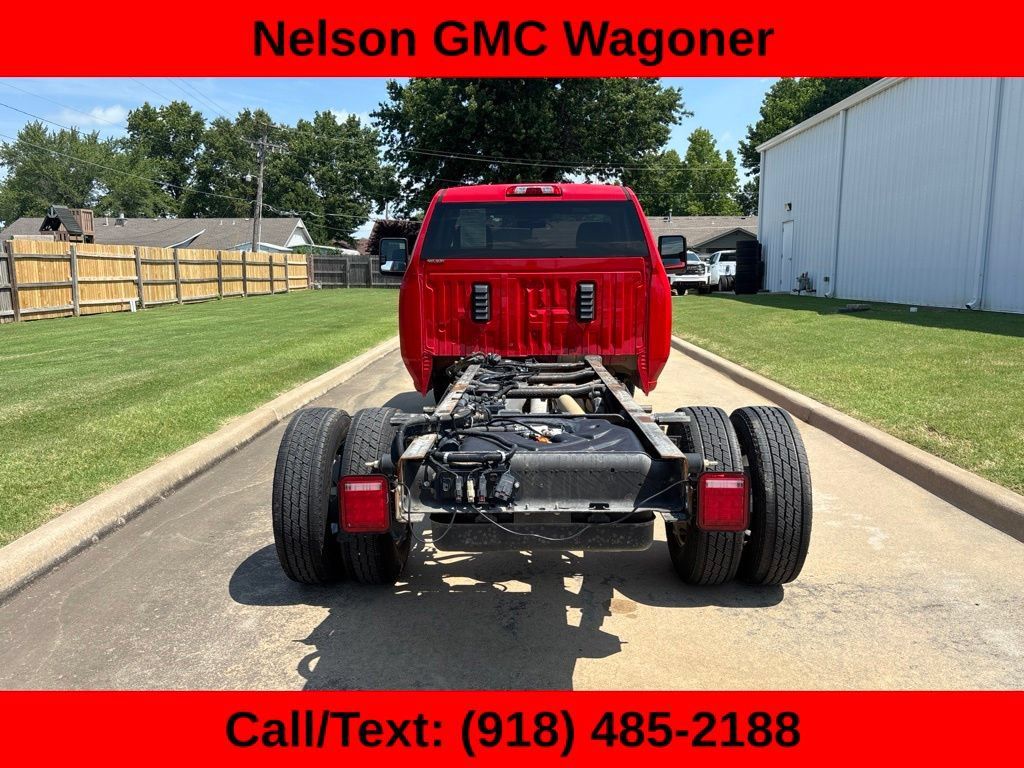 Used 2021 GMC Sierra 3500 4x4 Regular Cab w/ Convenience Package image 11