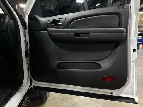 Used 2009 Chevrolet Silverado 3500 LTZ w/ LTZ Plus Package image 27