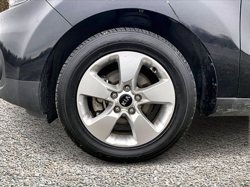 Used 2019 Kia Soul image 7