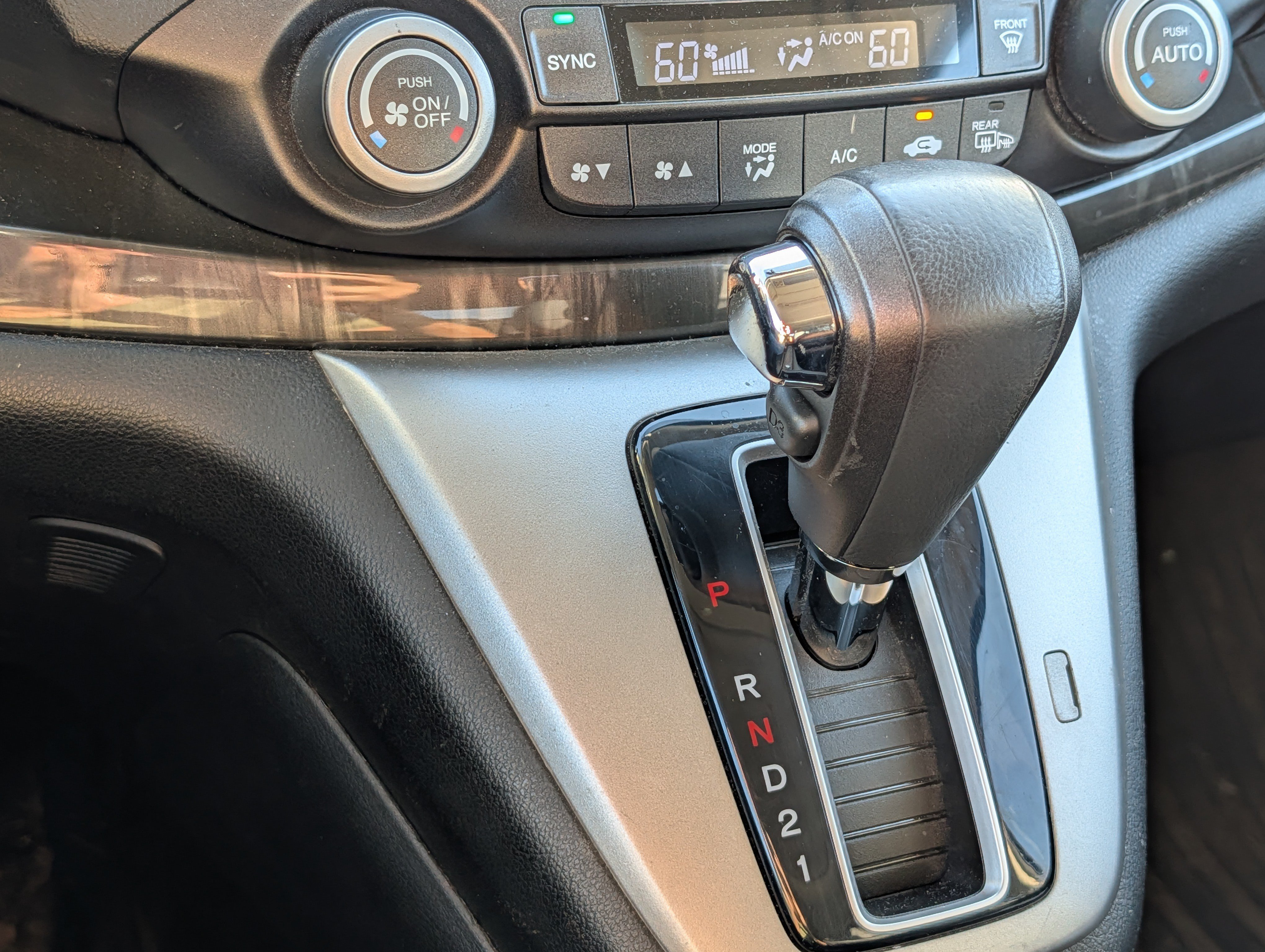 Used 2012 Honda CR-V EX-L image 24