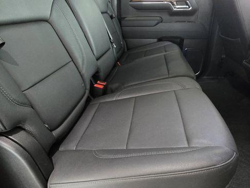 Used 2024 Chevrolet Silverado 1500 LT Trail Boss w/ Convenience Package II image 20