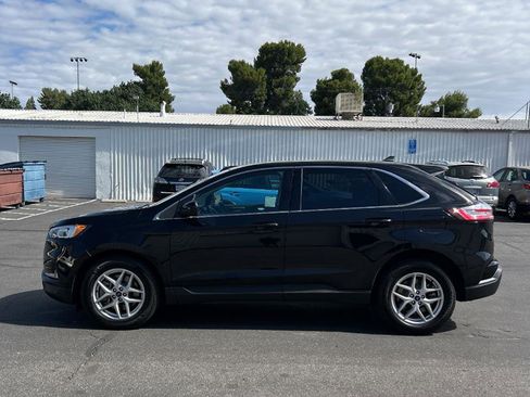 Used 2021 Ford Edge SEL w/ Cargo Accessory Package AWD/4WD image 3