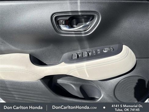 Certified 2025 Honda HR-V EX-L image 12